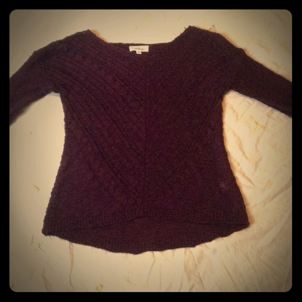 Women's/juniors maroon knit sweater